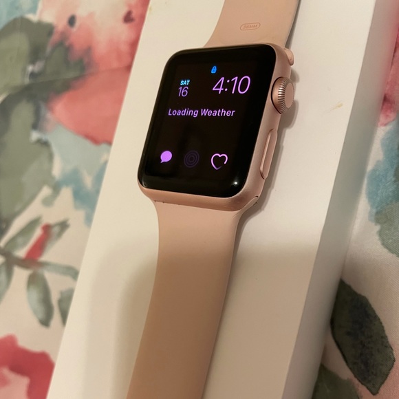 Apple Watch Series 1 Rose Gold - Picture 3 of 5